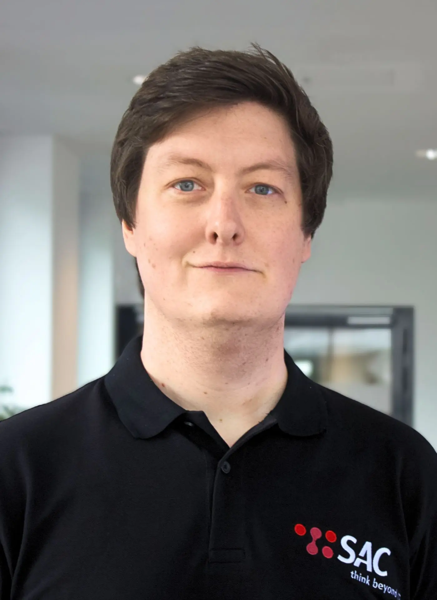 SAC_Portraitfoto_JWI_Web Mitarbeiterfoto vom Abteilungsleiter Infrastruktur, Jan Wiechmann